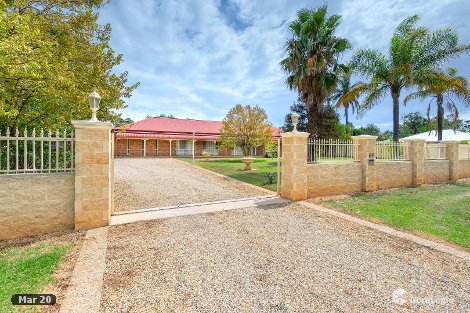 69 Federation Ave, Corowa, NSW 2646