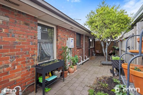 2b Swindon Gr, Mckinnon, VIC 3204