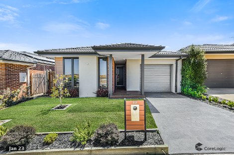 113 Bourbon Rd, Cranbourne East, VIC 3977