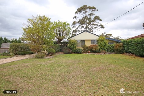 3 Grandview Pde, Hill Top, NSW 2575