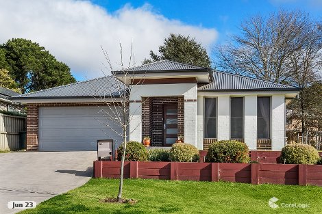 135 Darraby Dr, Moss Vale, NSW 2577