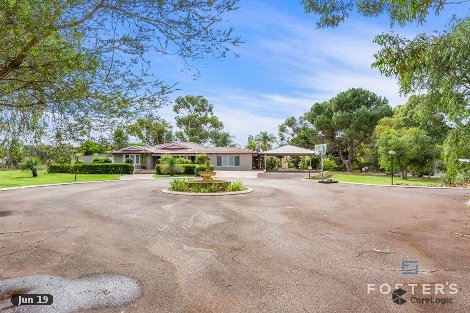 218 Foxton Dr, Oakford, WA 6121