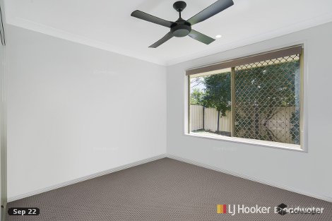 2/17 Broadwater St, Runaway Bay, QLD 4216