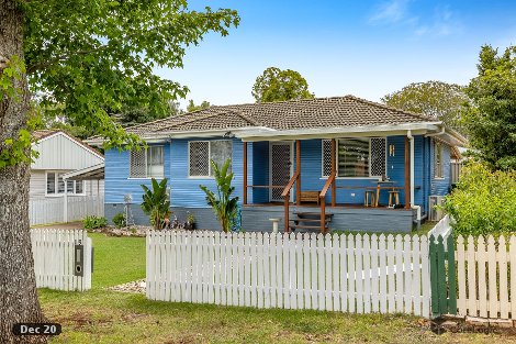 19 Berghofer St, Rockville, QLD 4350