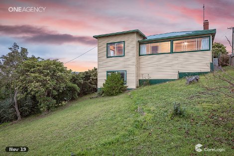 17 The Boulevard, Hillcrest, TAS 7320