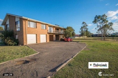 1/4 Illoura St, Hillvue, NSW 2340