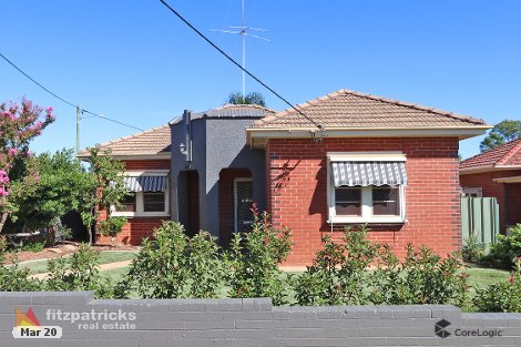 10 Heath St, Turvey Park, NSW 2650