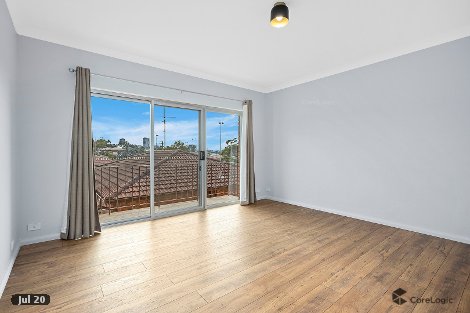 4/6 Mackie St, Coniston, NSW 2500