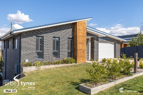 17 Jagungal Cl, Jindabyne, NSW 2627