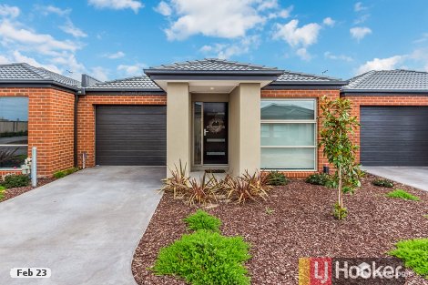 11 Hawkshead Pl, Cranbourne North, VIC 3977