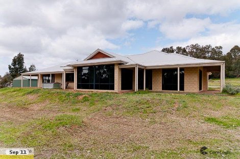 132 Strawberry Hill Dr, Gidgegannup, WA 6083