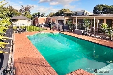 5 Temple Ct, Mount Martha, VIC 3934