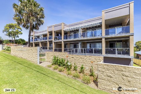 2/30 Pacific St, Batemans Bay, NSW 2536