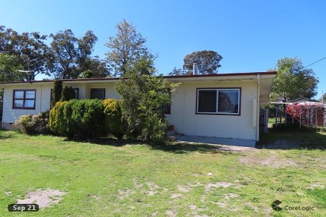 37 Wallangarra Rd, Stanthorpe, QLD 4380