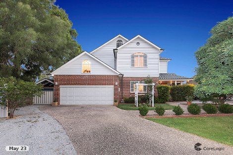 5 Dartmouth Ct, Caroline Springs, VIC 3023