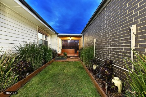 1/27 Clements Gr, Reservoir, VIC 3073