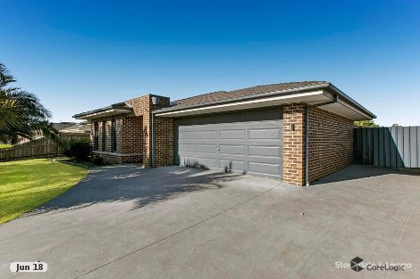 9 Georgia Cl, Tooradin, VIC 3980