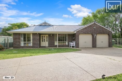 4 Emily Cl, Tangambalanga, VIC 3691