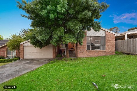 4 Lodge Cres, Berwick, VIC 3806