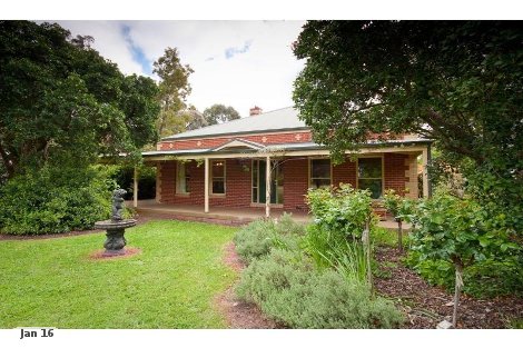 130 Black Forest Dr, Macedon, VIC 3440