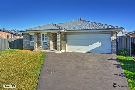 17 Petrel Cl, South Nowra, NSW 2541