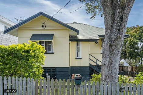 15 Weal Ave, Tarragindi, QLD 4121