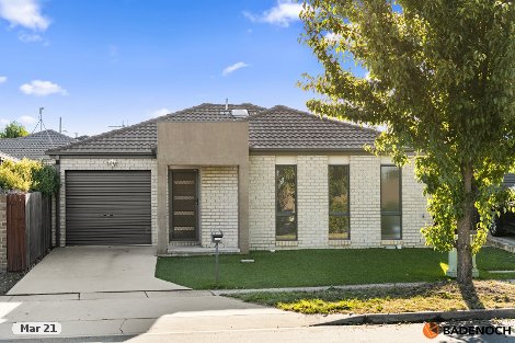 6 Loveday Cres, Casey, ACT 2913