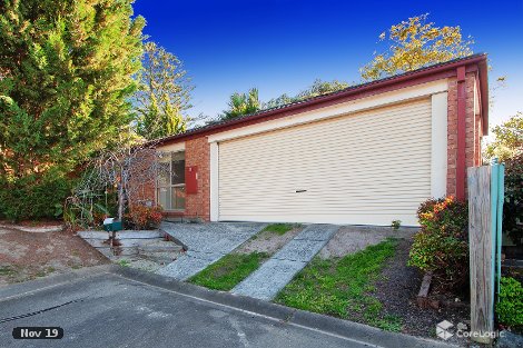 6 Manifold Ct, Croydon South, VIC 3136