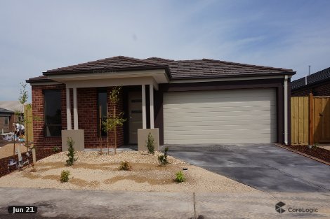 38 Ferrari Dr, Cranbourne East, VIC 3977