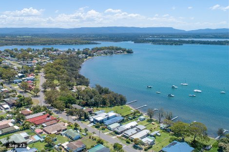 13 Grand Pde, Bonnells Bay, NSW 2264