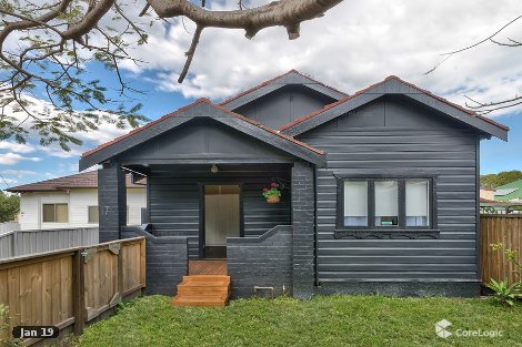 17 Ferndale St, Tighes Hill, NSW 2297