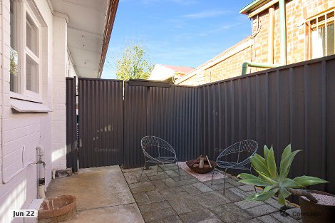 2/18 Gurrs Rd, Kensington Park, SA 5068