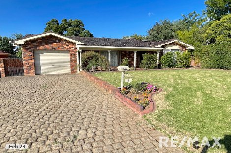 2 Azalea Pl, Lake Albert, NSW 2650