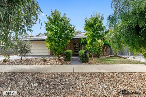 65 Phillip Hyland Dr, Yarrawonga, VIC 3730