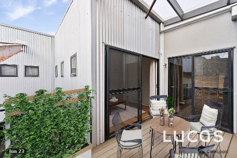 2/18 Dicks Pl, West Melbourne, VIC 3003