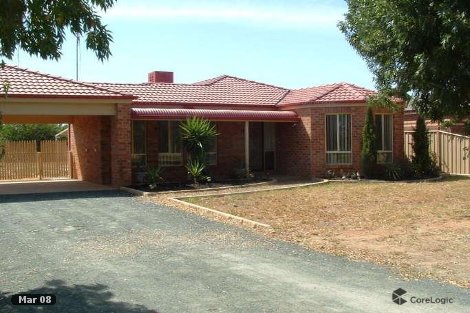 10 Doyle St, Rochester, VIC 3561