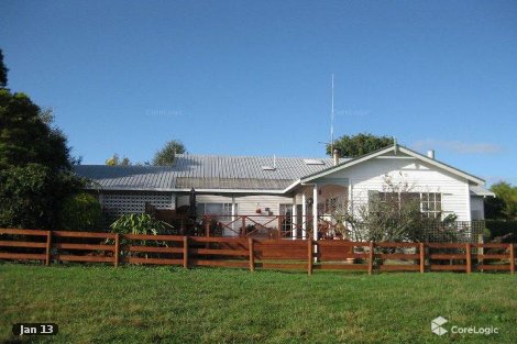 4 Pokes Rd, Nabageena, TAS 7330