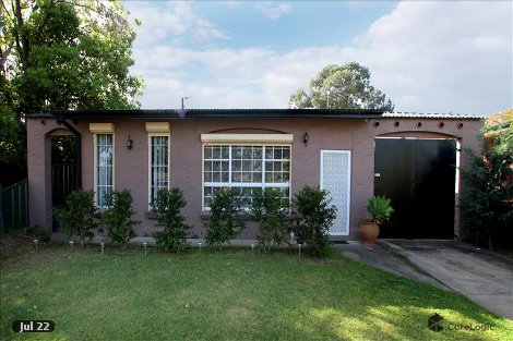 30 Surrey St, Minto, NSW 2566