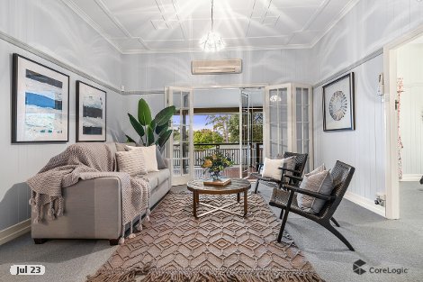 4 Beresford Tce, Coorparoo, QLD 4151