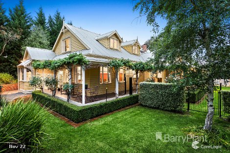 8 Lomond Ct, Warrandyte, VIC 3113