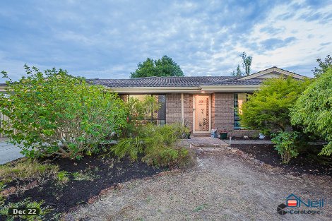 11 Regan Pl, Seville Grove, WA 6112