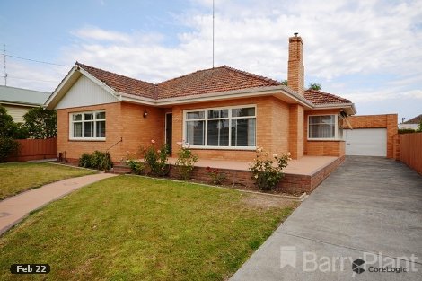 15 Orama Ave, Wendouree, VIC 3355