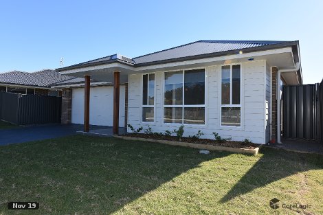 17 Turnstone Vsta, South Nowra, NSW 2541