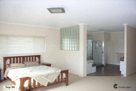 1 Coach House Pl, Mooloolah Valley, QLD 4553