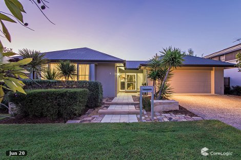 7 Esk Cres, Wakerley, QLD 4154