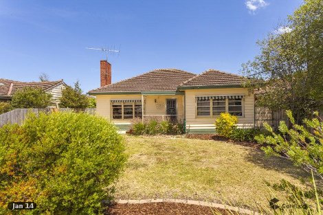 27 Calder St, Manifold Heights, VIC 3218