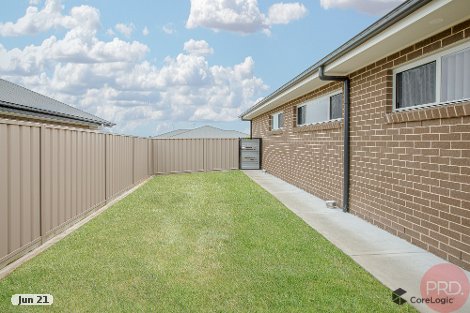 40 Portabello Cres, Thornton, NSW 2322