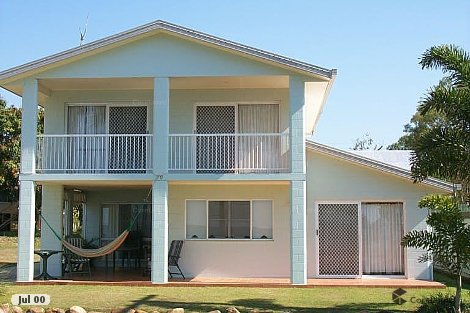 30 Poinciana Ave, Seaforth, QLD 4741