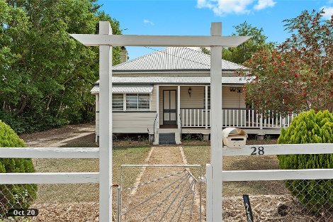 28 Fisher St, Clifton, QLD 4361