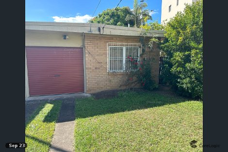 16 Dix St, Redcliffe, QLD 4020